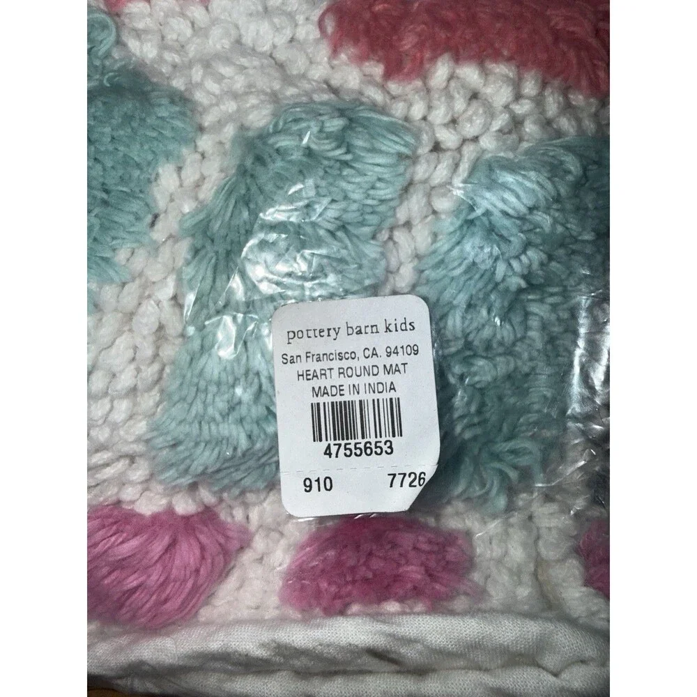 Pottery Barn Kids Heart Dot Round Bath Mat 28” Mini Rug Washable BRAND NEW